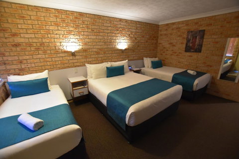 Best Western Kennedy Drive Airport Motel - Hotel QLD 24