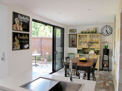 Apple Tree Cottage - Hotel QLD 7