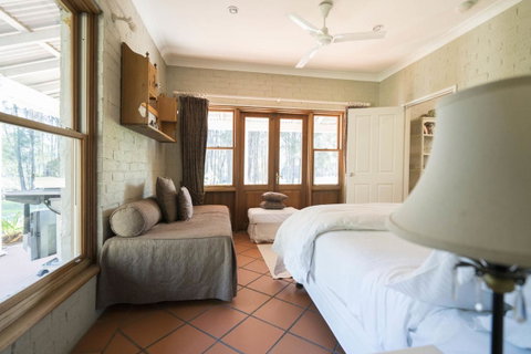 Thistle Hill Guesthouse - Walk To Many Wineries And Restaurants - Hotel QLD 36