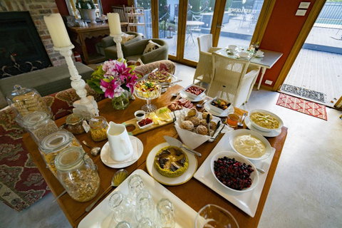 Thistle Hill Guesthouse - Walk To Many Wineries And Restaurants - Hotel QLD 23
