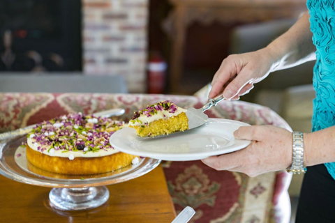 Thistle Hill Guesthouse - Walk To Many Wineries And Restaurants - Hotel QLD 2