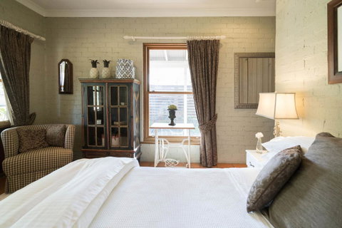 Thistle Hill Guesthouse - Walk To Many Wineries And Restaurants - Hotel QLD 26