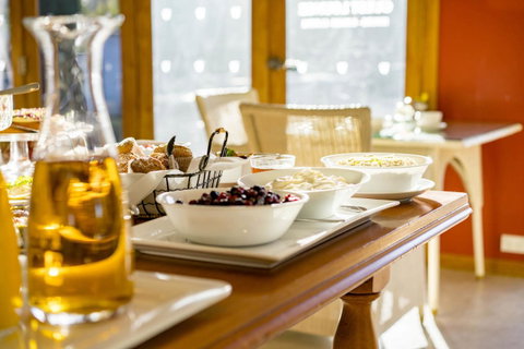 Thistle Hill Guesthouse - Walk To Many Wineries And Restaurants - Hotel QLD 14