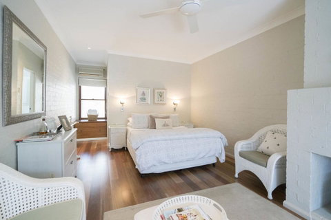 Thistle Hill Guesthouse - Walk To Many Wineries And Restaurants - Hotel QLD 43