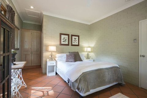 Thistle Hill Guesthouse - Walk To Many Wineries And Restaurants - Hotel QLD 27
