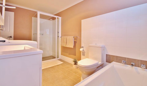 Full Circle Apartments - Hotel QLD 20