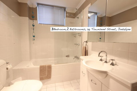 Full Circle Apartments - Hotel QLD 13