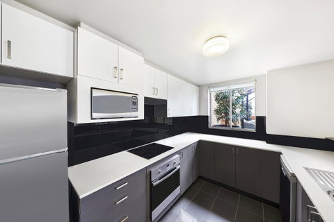 Adina Apartment Hotel Sydney Surry Hills - Hotel QLD 11