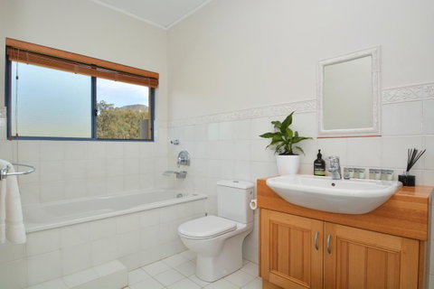 JE Guesthouse, Central To All The Hunter Valley Has To Offer - Hotel QLD 23