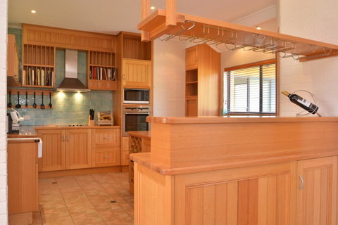 JE Guesthouse, Central To All The Hunter Valley Has To Offer - Hotel QLD 11