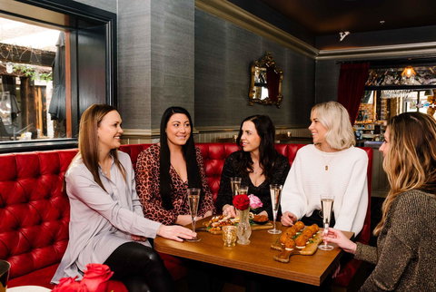 The Lucky Hotel - Hotel QLD 15