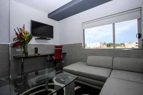 Honeysuckle Executive Apartments - Hotel QLD 17