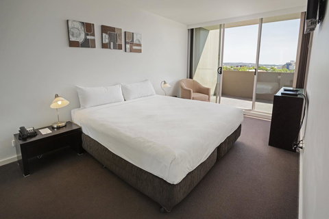Honeysuckle Executive Apartments - Hotel QLD 36