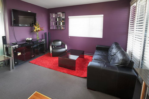 Honeysuckle Executive Apartments - Hotel QLD 13