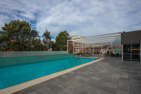 Honeysuckle Executive Apartments - Hotel QLD 32