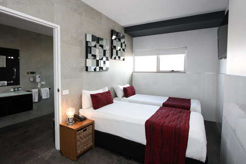 Honeysuckle Executive Apartments - Hotel QLD 2