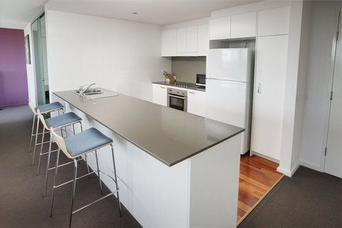 Honeysuckle Executive Apartments - Hotel QLD 42