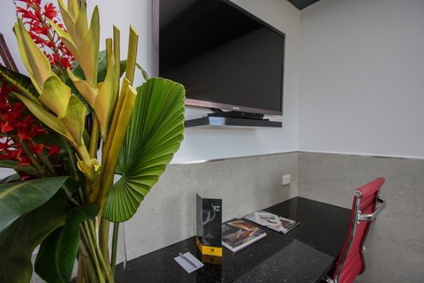 Honeysuckle Executive Apartments - Hotel QLD 20