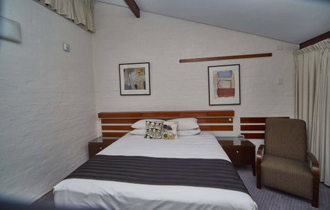 The Apple Inn - Hotel QLD 5