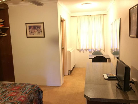 Cooma Motor Lodge Motel - Hotel QLD 23