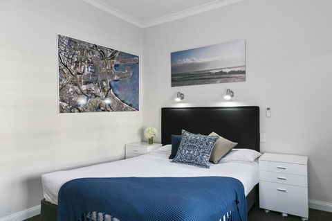 Airport Hotel Sydney - Hotel QLD 4