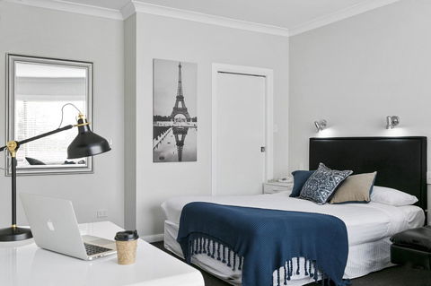 Airport Hotel Sydney - Hotel QLD 0