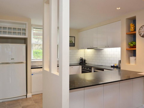 Villa De Saran Located Within Cypress Lakes - Hotel QLD 8