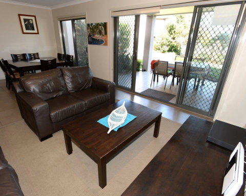 Yarrawonga Waterfront Apartments - Hotel QLD 13