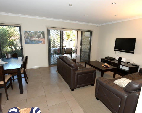 Yarrawonga Waterfront Apartments - Hotel QLD 7