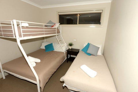 Yarrawonga Waterfront Apartments - Hotel QLD 9