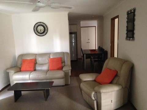 7 Melbourne Street - Hotel QLD 7