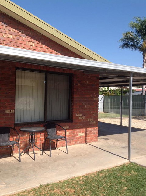 7 Melbourne Street - Hotel QLD 1