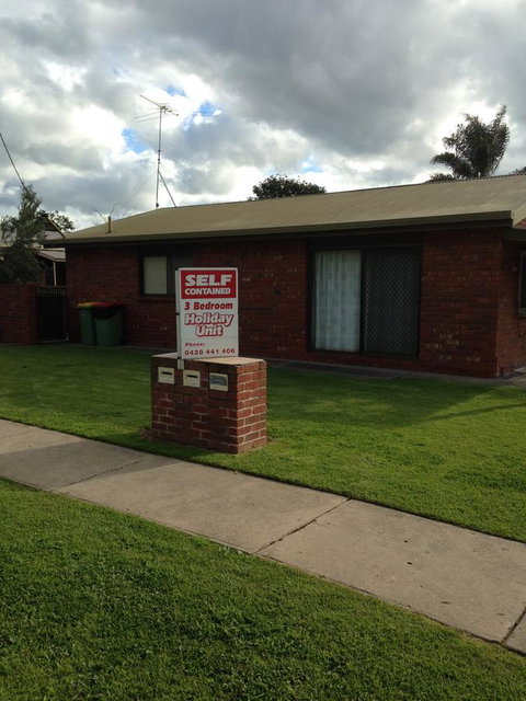 7 Melbourne Street - Hotel QLD 0