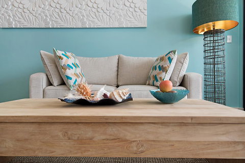 Arena Luxury Beachfront Apartment - Hotel QLD 43