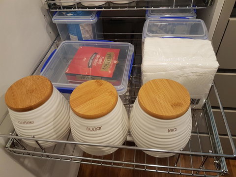 Arena Luxury Beachfront Apartment - Hotel QLD 20