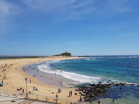 Arena Luxury Beachfront Apartment - Hotel QLD 2