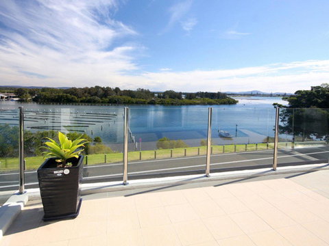 Regatta 13 - Hotel QLD 1