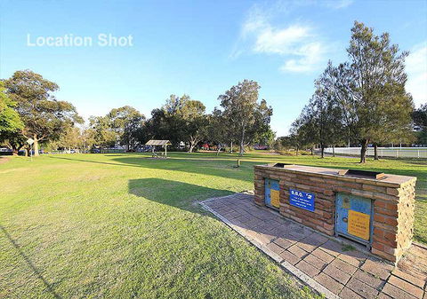 Sydney Apartment Close To Airport & CBD - Hotel QLD 28