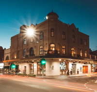 Crown Hotel Surry Hills - Hotel QLD