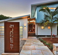 Drifted Away - Hotel QLD