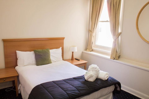 Gardners Inn Hotel - Hotel QLD 25