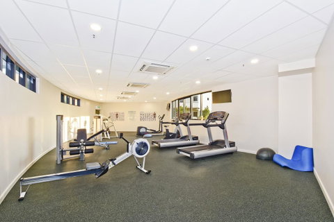 Nomikis\'On The Avenue - Hotel QLD 22