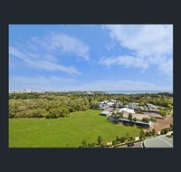 Nomikis'On The Avenue - Hotel QLD