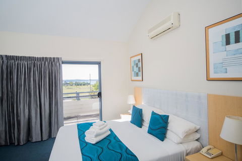 Corrigans Cove - Hotel QLD 4