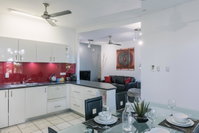 CitySide Apartment - 2 Bedroom with Private Courtyard