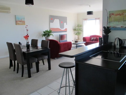 Bonza View - Hotel QLD 3