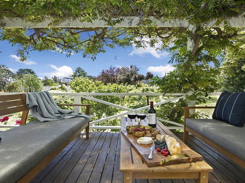 Bourne Cottage - Perfect For All Seasons - Hotel QLD 0