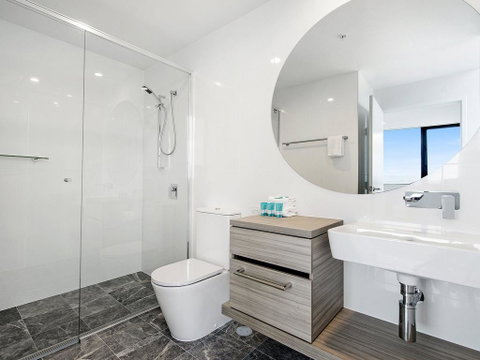 BRAND NEW Qube Broabeach Luxury 2 Bedroom - Hotel QLD 3