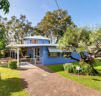 Bribie Beach House Waterfront directly across the road - Solander Esp Banksia Beach - Hotel QLD