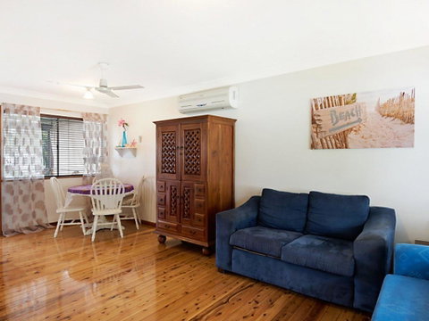 Budgewoi Cottage - Hotel QLD 3